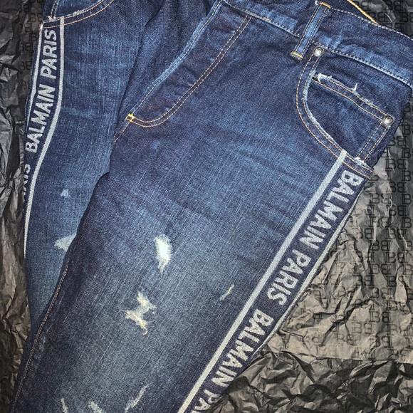 Balmain Logo Slim Jeans With Box - Picture 6 of 14